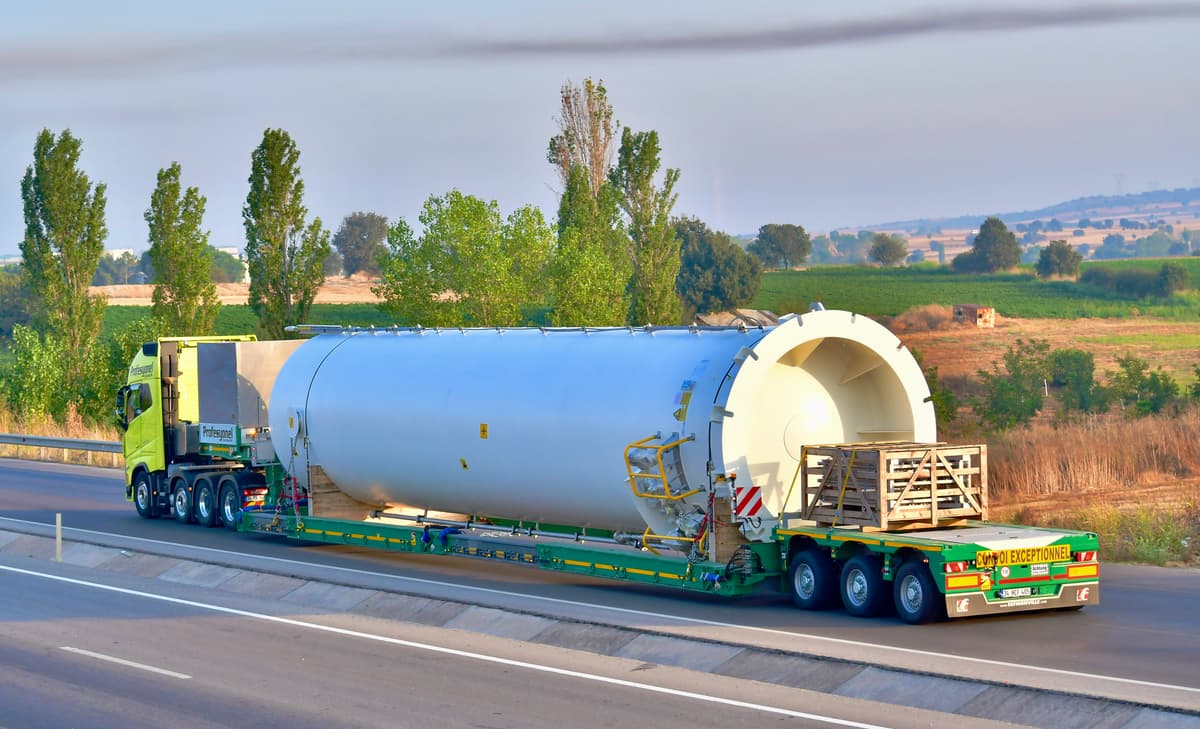 Türkiye'den Norveç'e Endüstriyel Tank Taşımamız