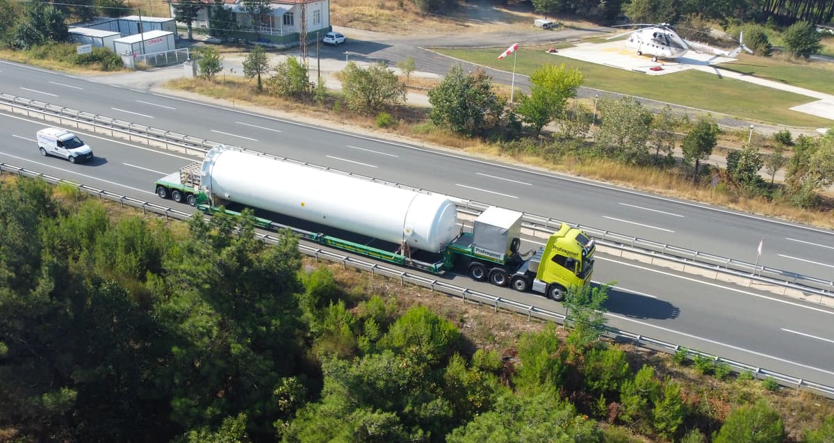 Türkiye'den Norveç'e Endüstriyel Tank Taşımamız